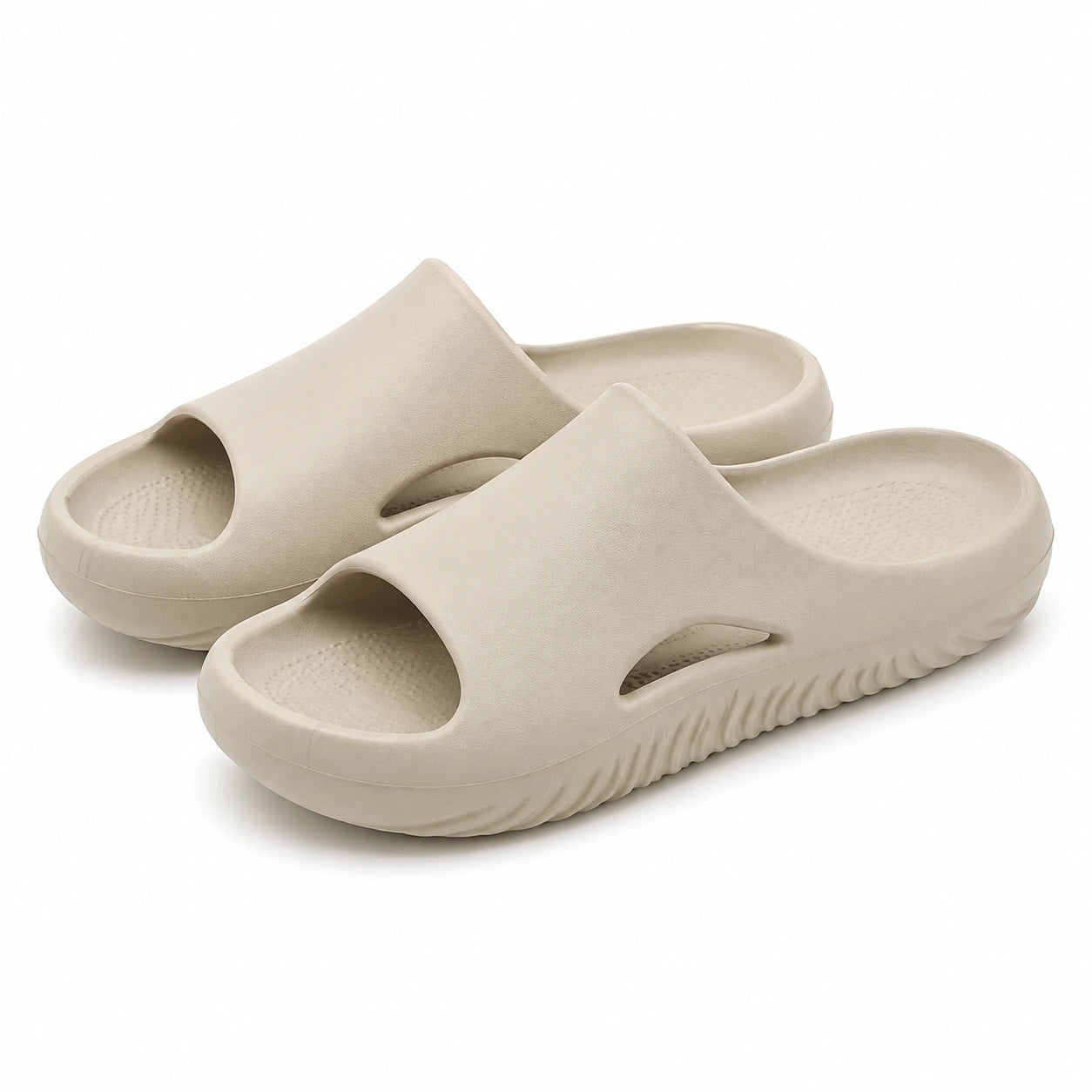 Badeschlappen Größe 40/41 Beige aus Schaummaterial mit profilierter Sohle
